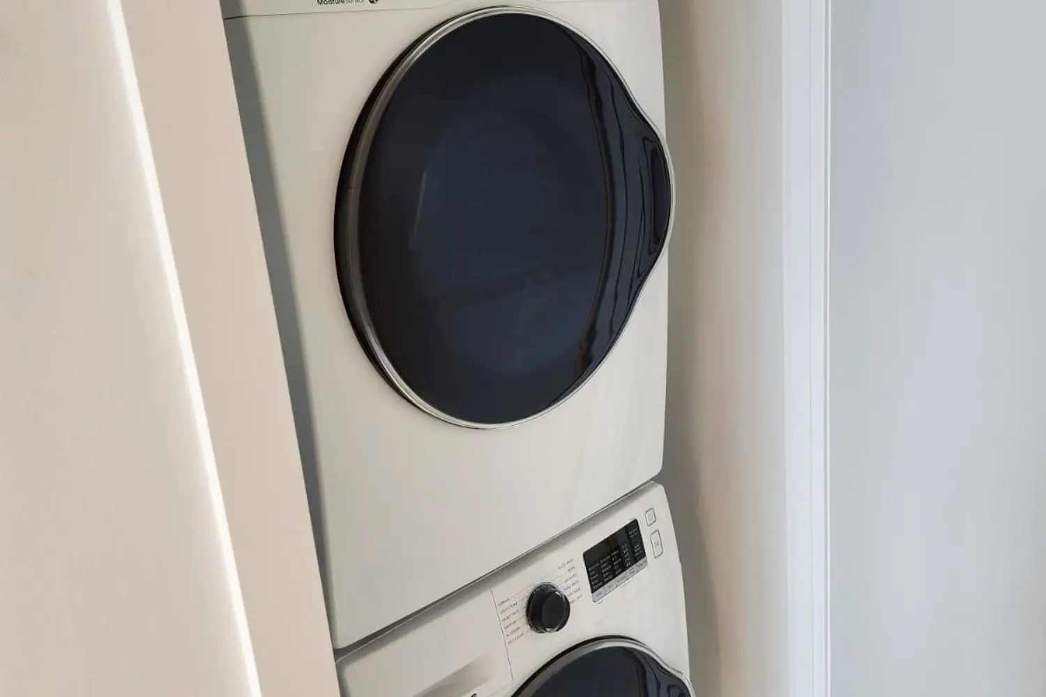 Additional image 12 of 1926 Lakeshore Boulevard 2805