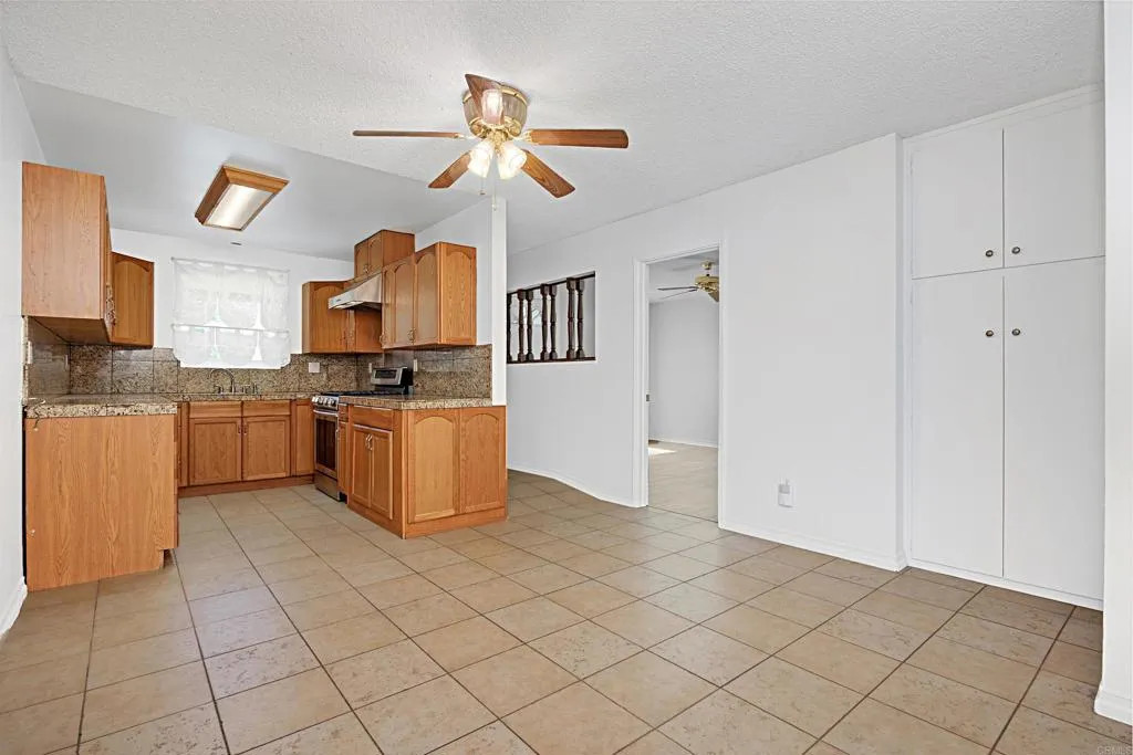 Additional image 8 of 610 Cathy Ct, Escondido, CA 92026