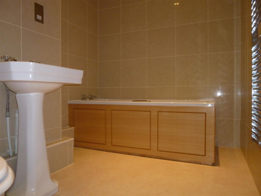 Additional image 7 of 2 bed flat to rentWindsor Court, Barry CF62
