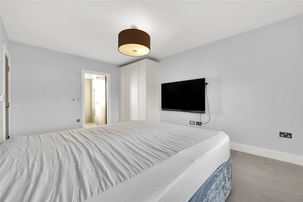 Additional image 12 of 5 bed detached house to rentOval Place, Nether Alderley, Cheshire SK10