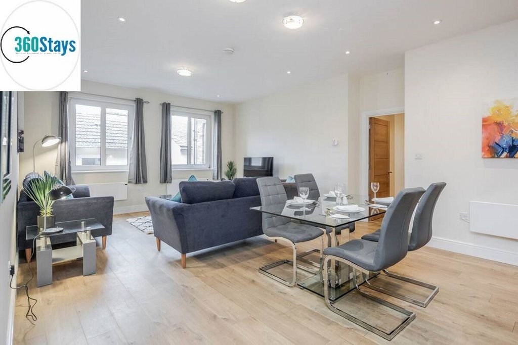 Additional image 29 of 2 bed flat to rentQueen Street, Maidenhead SL6