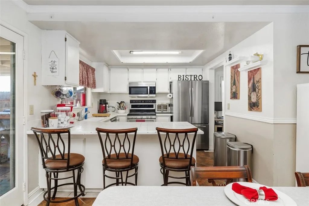 Additional image 12 of 233 Southshore Dr, Lake Elsinore, CA 92530