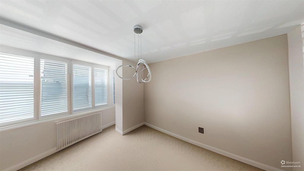 Additional image 8 of 5 bed detached house to rentChannel View, Ogmore-By-Sea CF32