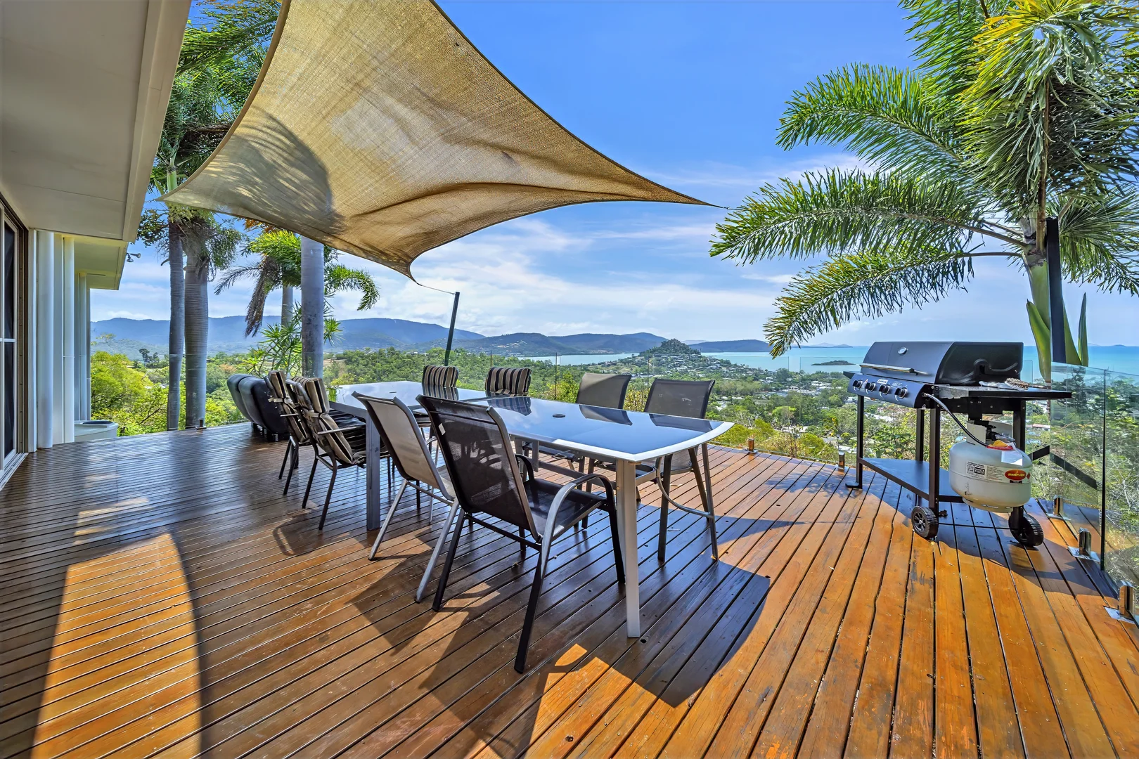 Additional image 24 of 88 Yachtsman Parade, Cannonvale QLD 4802