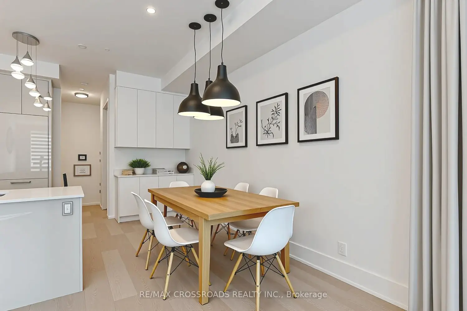 Additional image 4 of 270 Davenport Road Th3