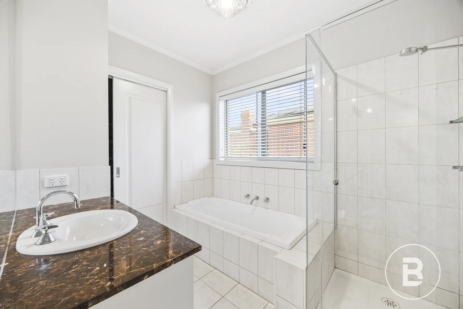Additional image 15 of 7 St Glens Way, Lake Gardens VIC 3355