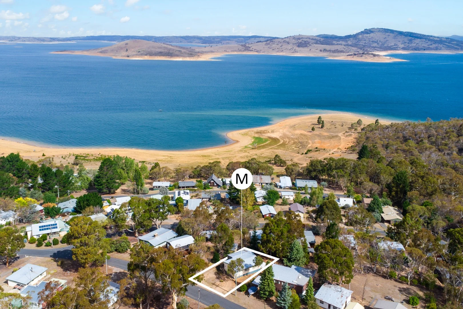 9 Clancy Street, Old Adaminaby NSW 2629