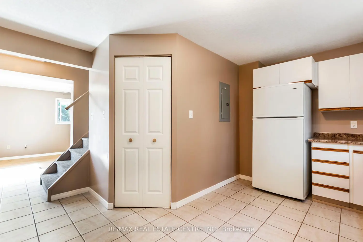 Additional image 14 of 104 Oakwood Avenue