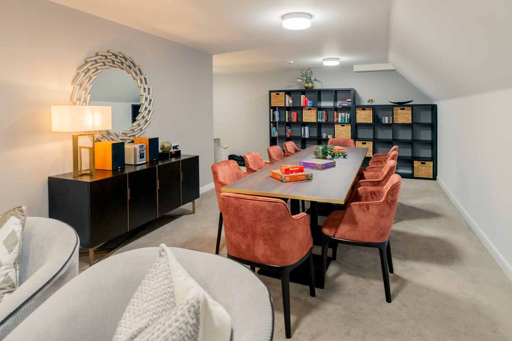 Additional image 11 of 2 bed flat to rentStation Road, Buxton SK17