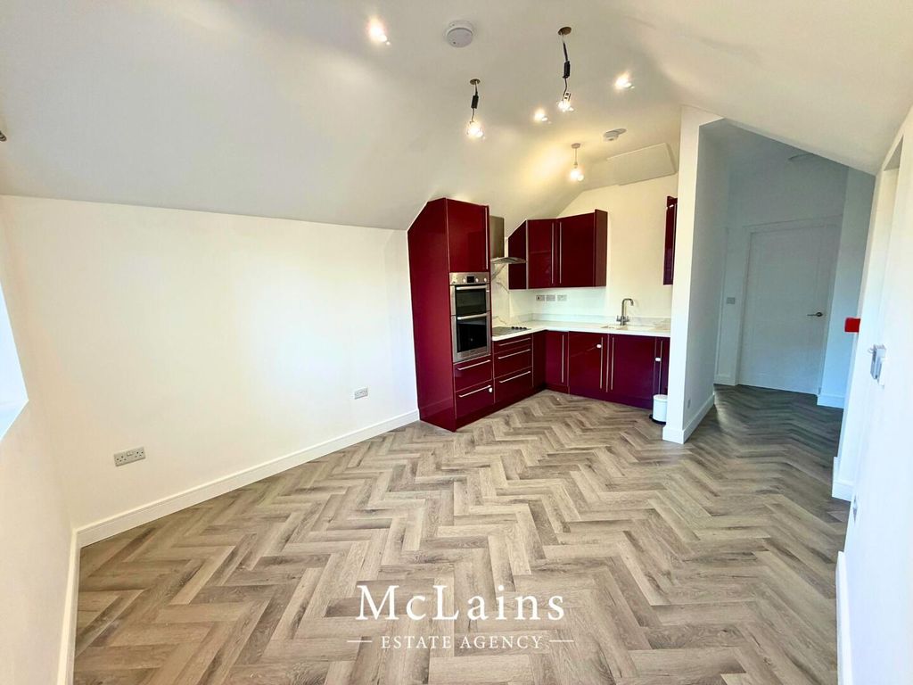 Additional image 7 of 2 bed flat to rentPeel Street, Luton LU1