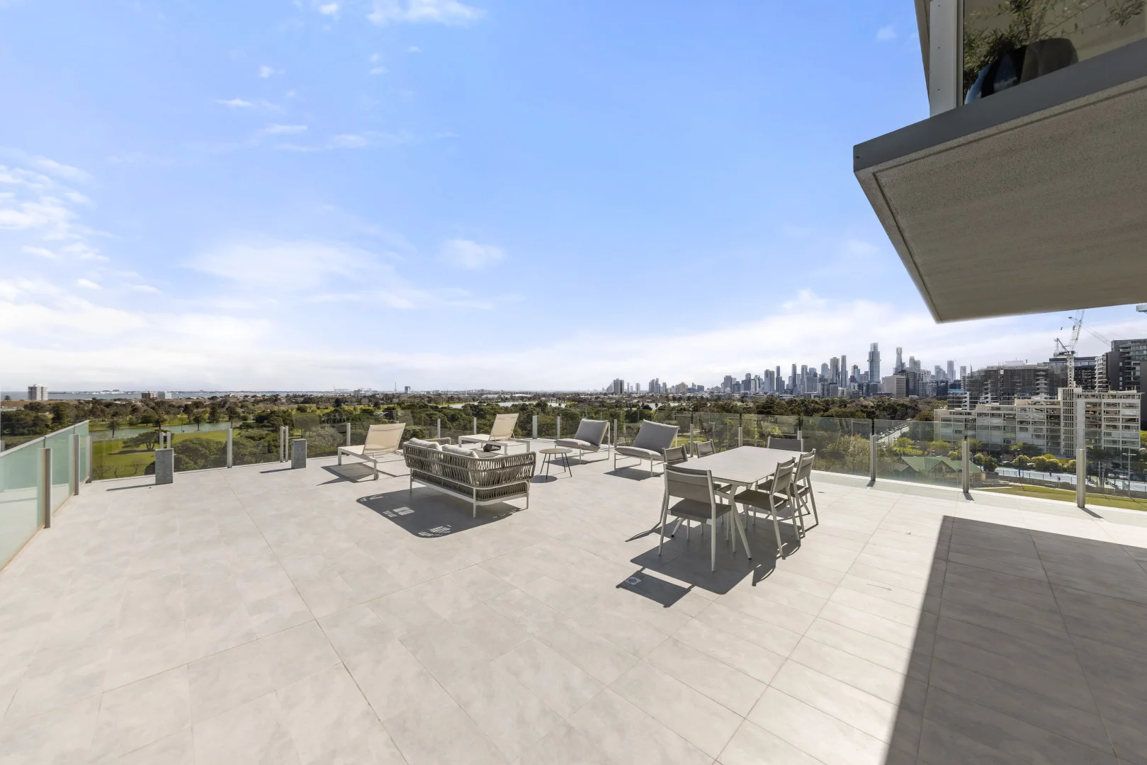 Additional image 5 of 902/1 Roy Street, Melbourne VIC 3004