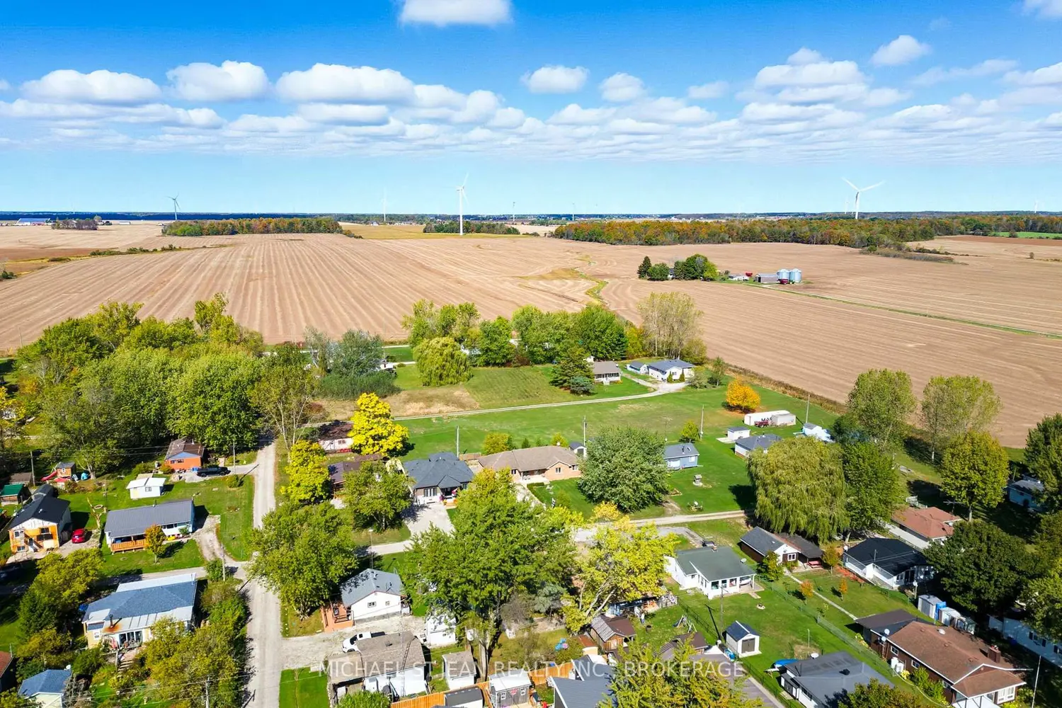 Additional image 17 of 29 Lakeview Lane