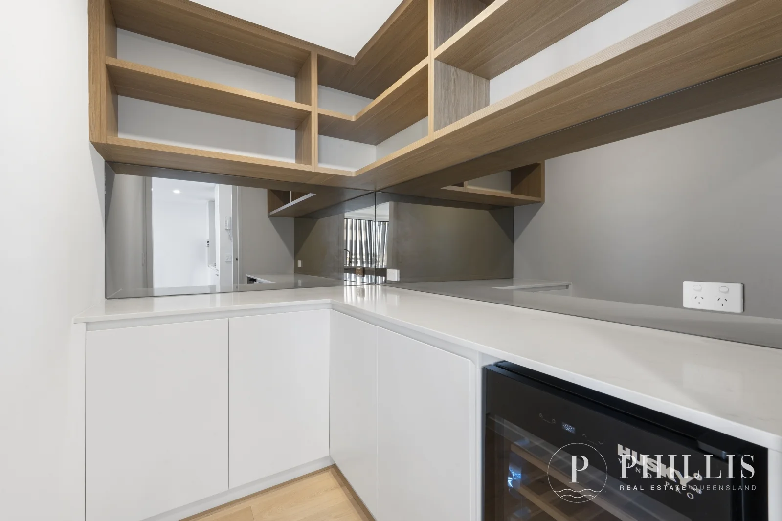 Additional image 39 of 1505/10 Sickle Avenue, Hope Island QLD 4212