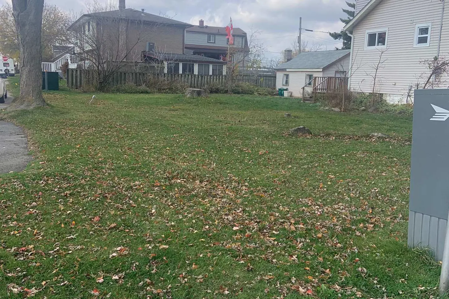 Additional image 3 of 652 Steele Street
