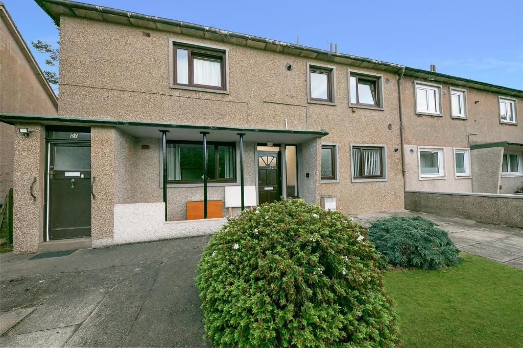 Additional image 3 of 3 bed flat to rentCraigievar Place, Aberdeen AB10