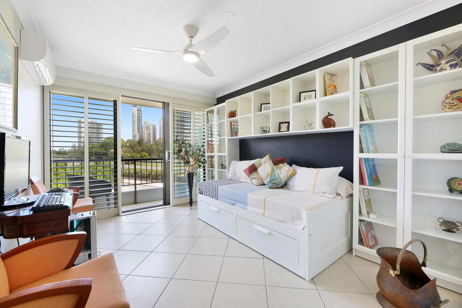 Additional image 17 of 9/18 Commodore Drive, Paradise Waters QLD 4217