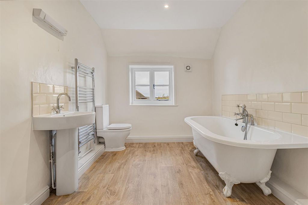 Additional image 29 of 4 bed property to rentChurch Hill, Lidgate, Newmarket CB8