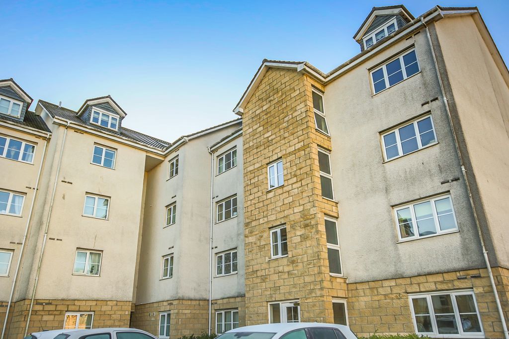 Additional image 2 of 2 bed flat to rentQueens Crescent, Eliburn, Livingston EH54
