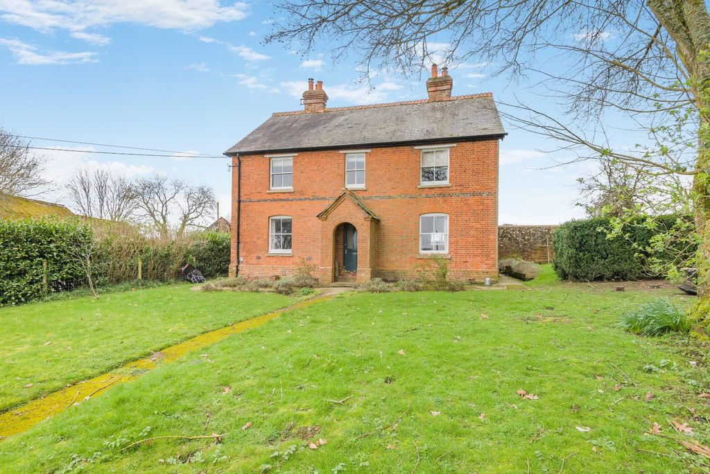 Detached house to rentHighclere Street, Highclere, Newbury, Berkshire RG20