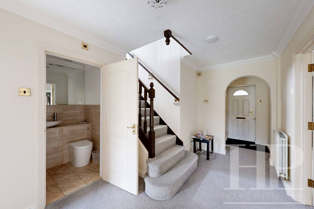 Additional image 22 of 4 bed detached house to rentHatchlands, Horsham RH12