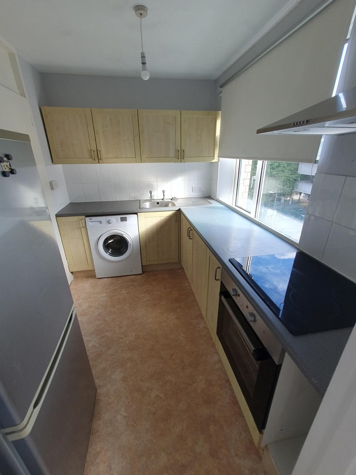 1 Bed Flat, Montague Court, BS2, N1 7GU