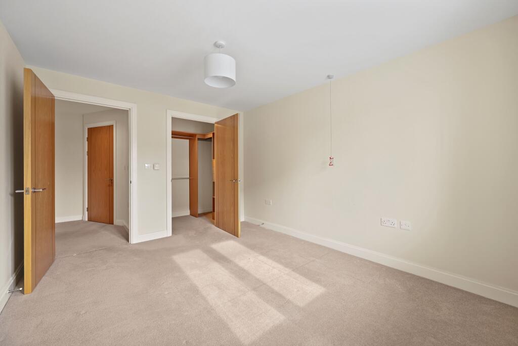 Additional image 4 of London Road, St Albans, Hertfordshire, AL1 1NR