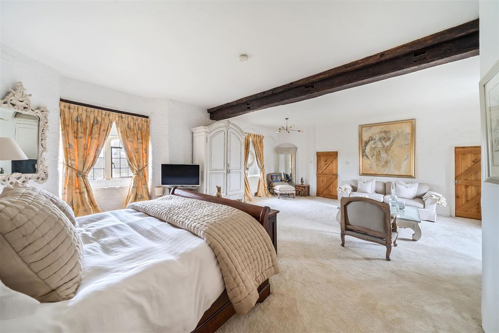 Additional image 27 of 6 bed detached house to rentPelhams Walk, Esher KT10