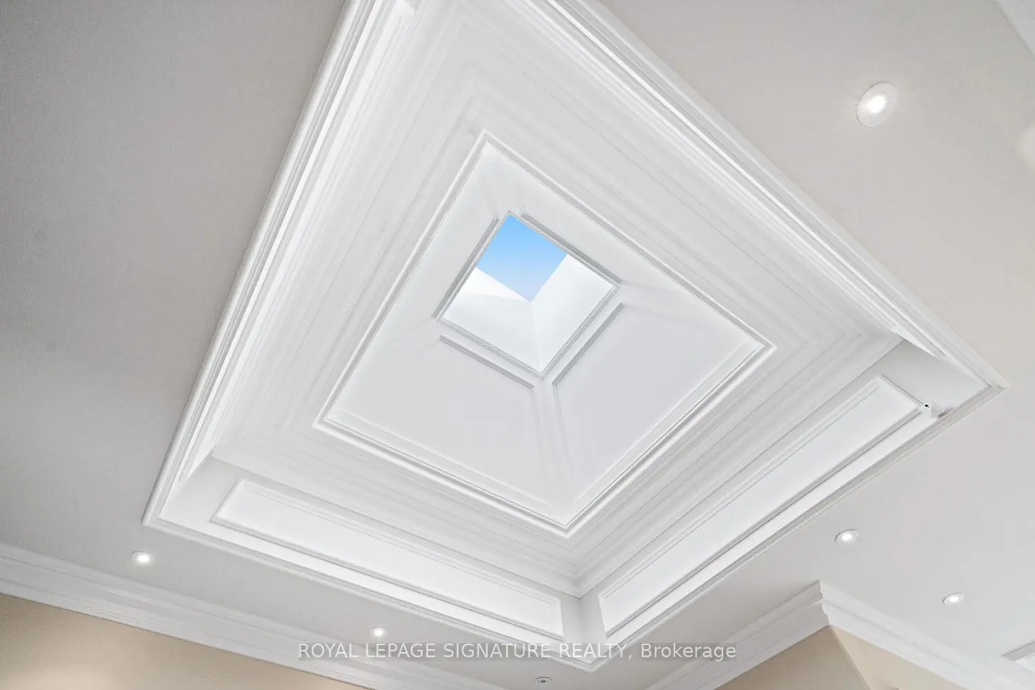 Additional image 10 of 6845 Second Line