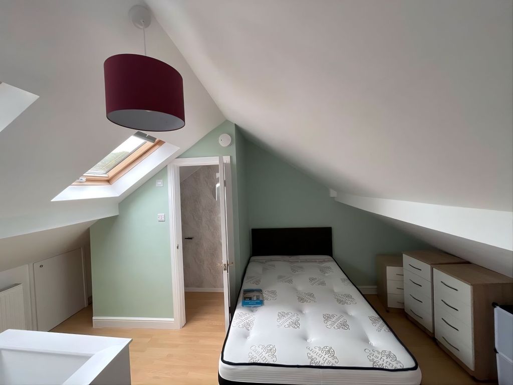Additional image 8 of 4 bed terraced house to rentMellard Street, Newcastle ST5