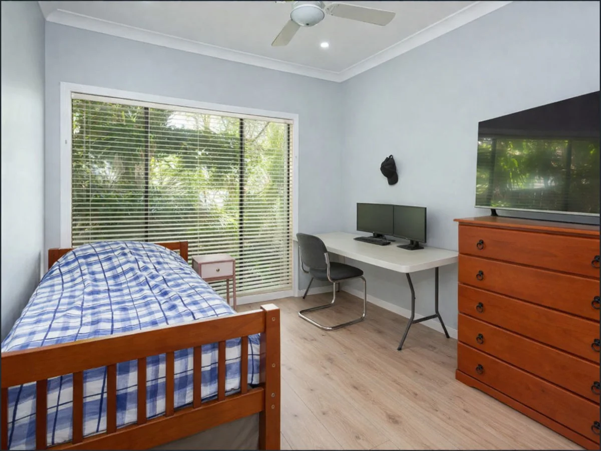 Additional image 18 of 22 Angourie Crescent, Pacific Pines QLD 4211