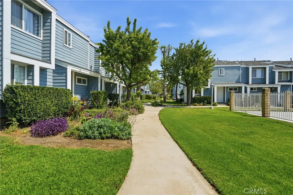 Additional image 39 of 15735 Nordhoff Street Unit 11, North Hills, CA 91343