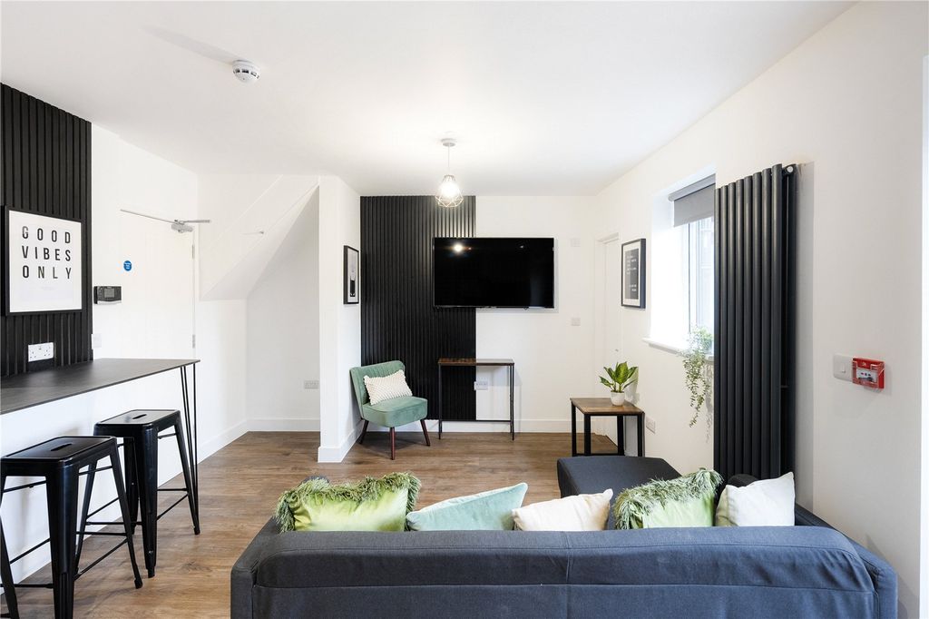 Additional image 4 of 6 bed terraced house to rentNinth Avenue, Filton, Bristol, Bristol BS7