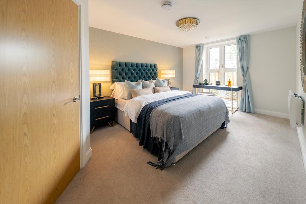 Additional image 9 of 1 bed flat to rentBerneslai Close, Barnsley S70