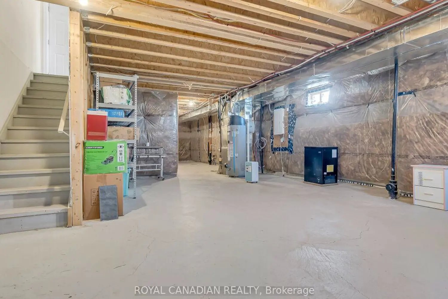 Additional image 19 of 84 Rainbow Drive