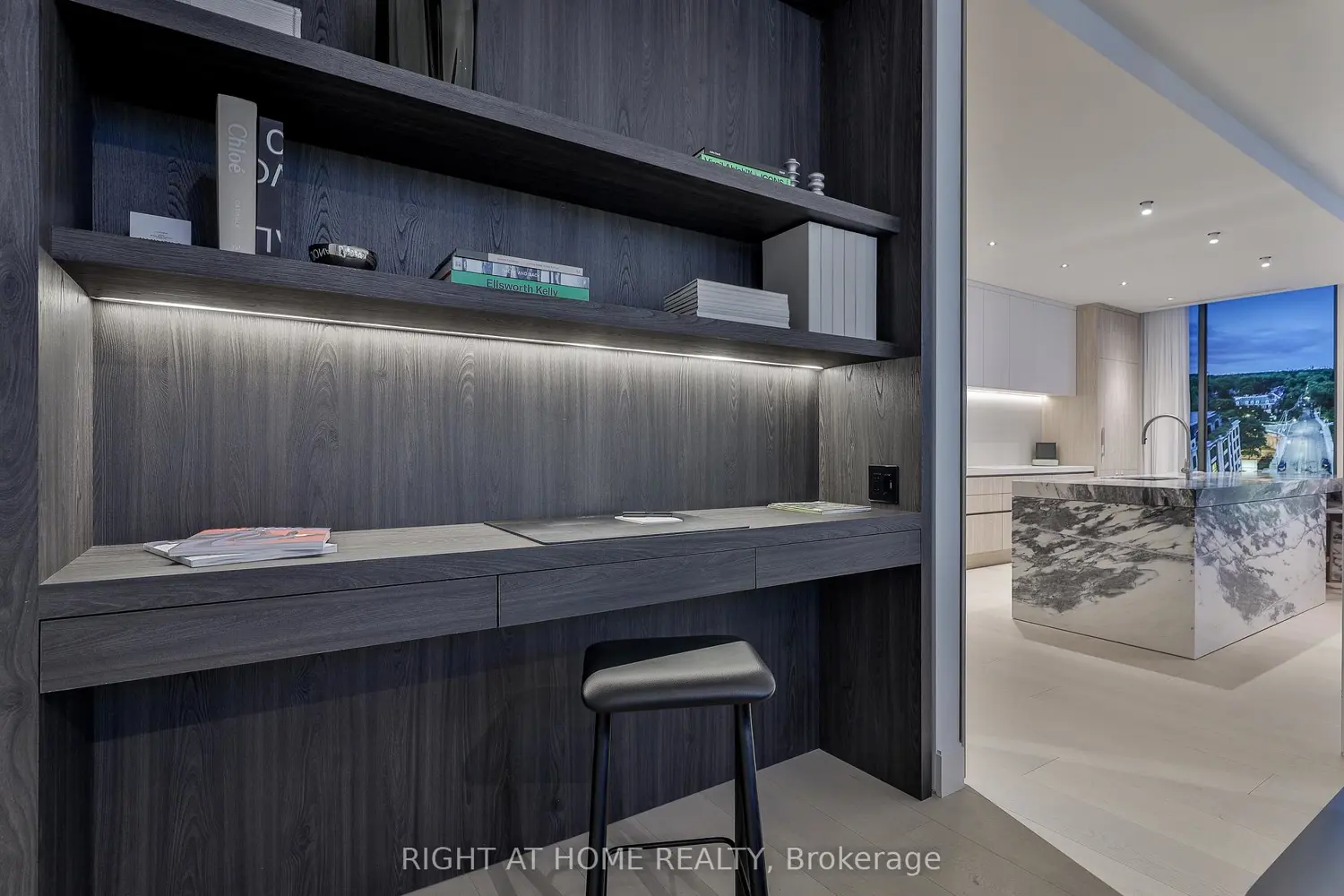 Additional image 6 of 1 Roxborough Street 403