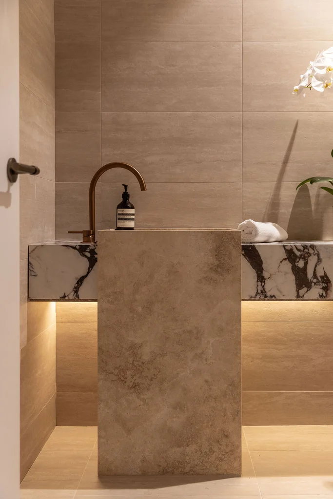 Additional image 44 of 8 Oceania Way, Paradise Point QLD 4216