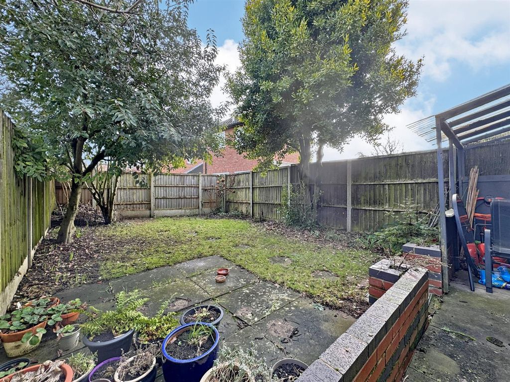 Additional image 7 of 2 bed semi-detached house to rentWillow Road, Stamford PE9