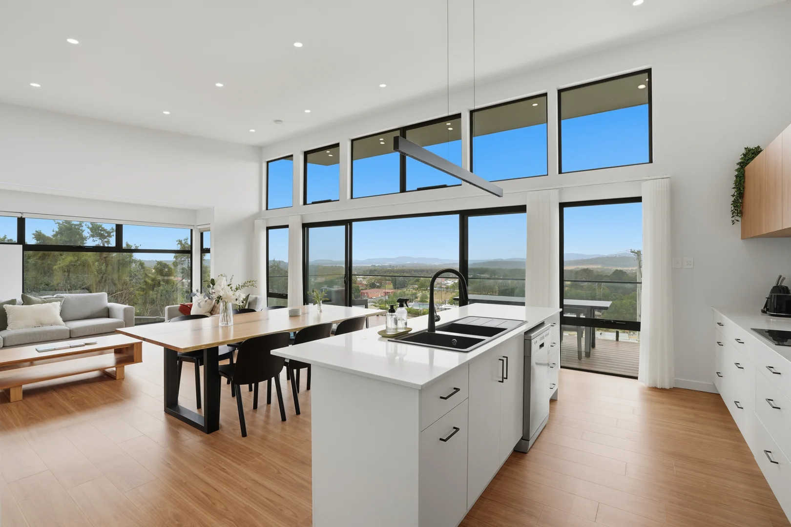 Additional image 6 of 35 High Street, Beaconsfield TAS 7270