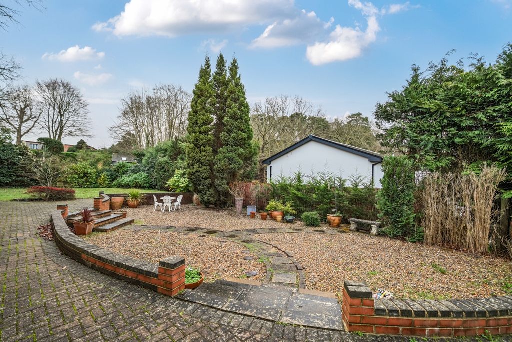 Additional image 17 of 5 bed detached house to rentNorton Park, Ascot SL5