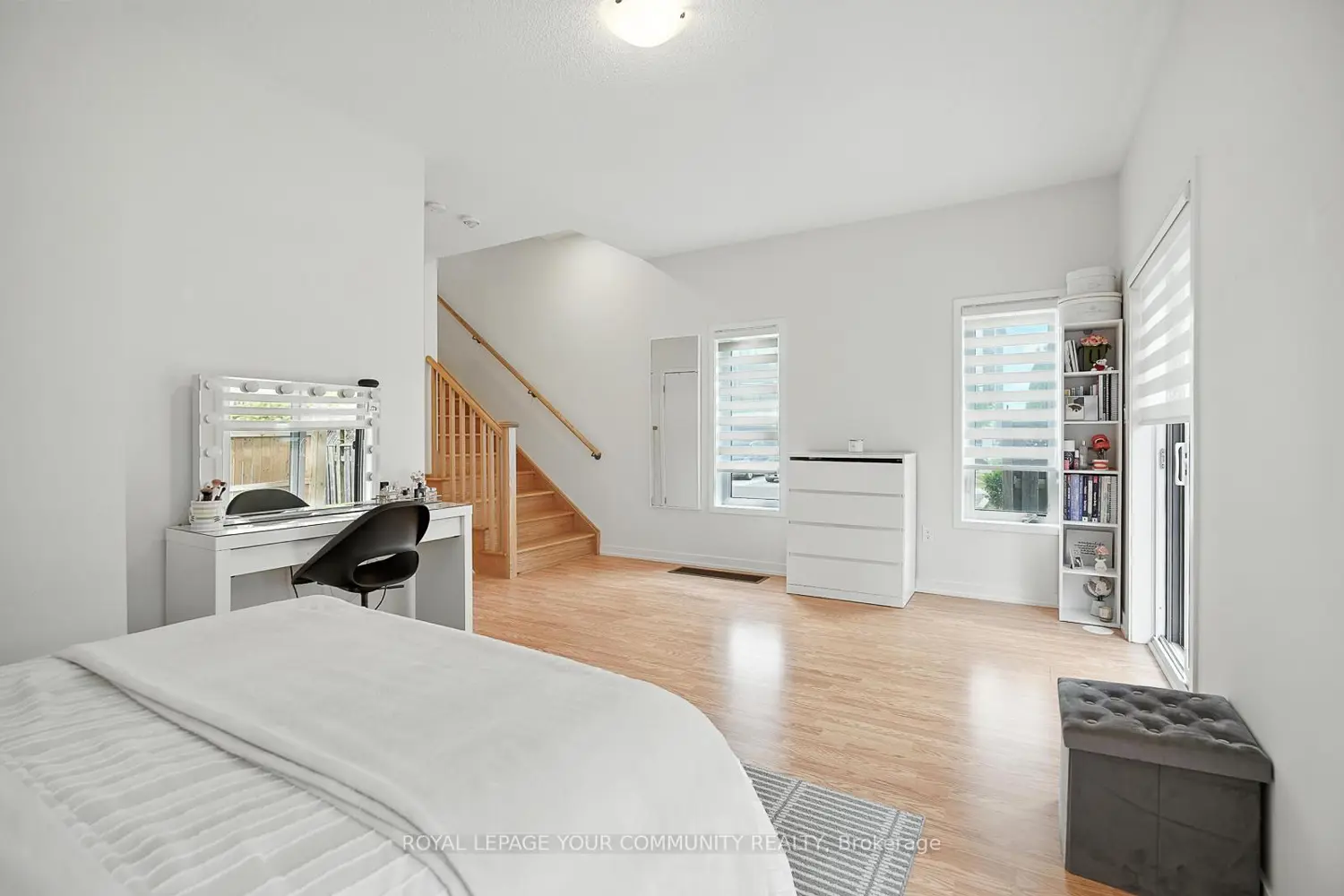 Additional image 16 of 19 Heathrow Lane