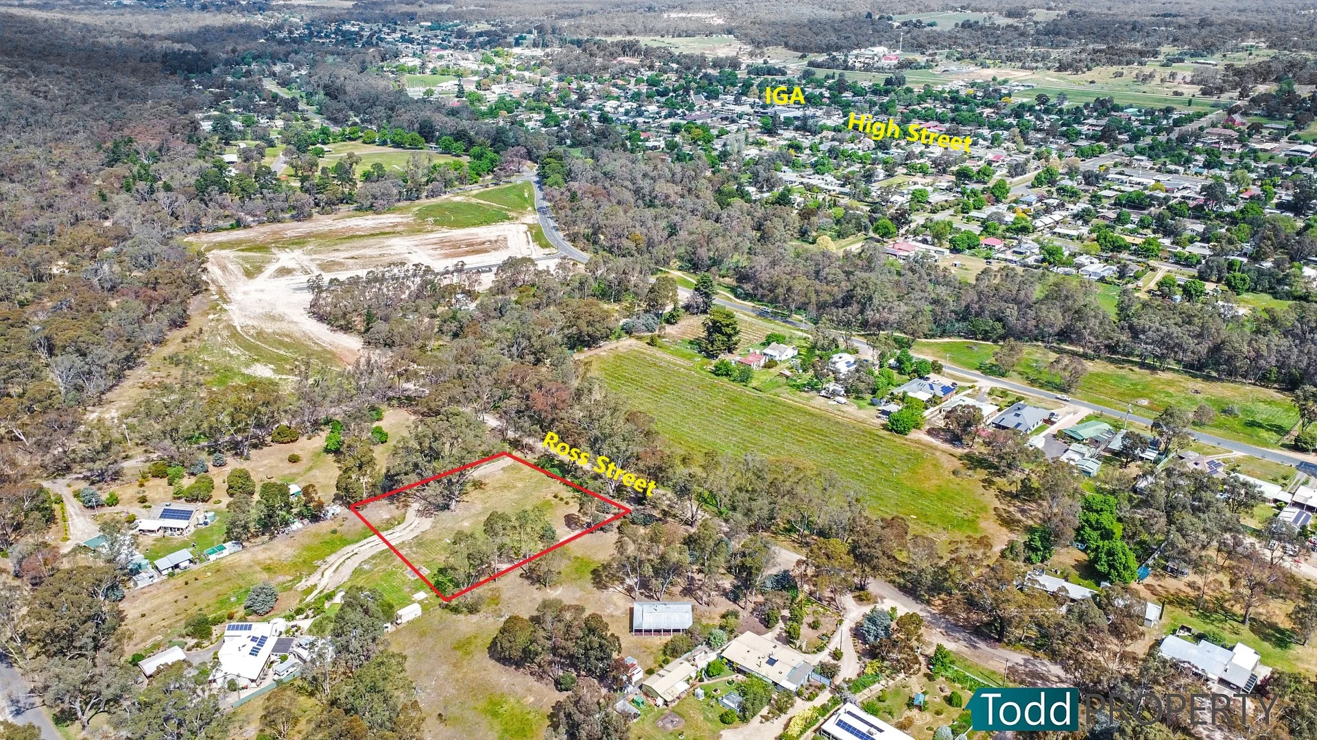 12 Ross Street, Heathcote VIC 3523