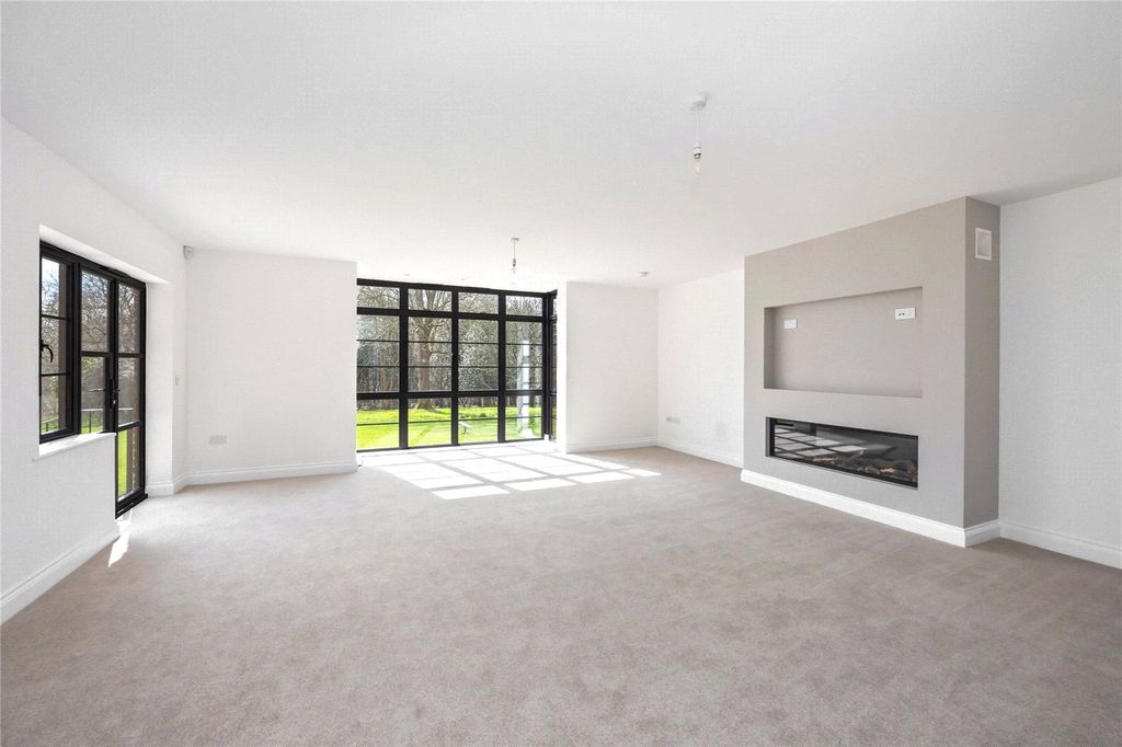 Additional image 5 of 6 bed detached house to rentNash Lane, Scaynes Hill, Haywards Heath, West Sussex RH17