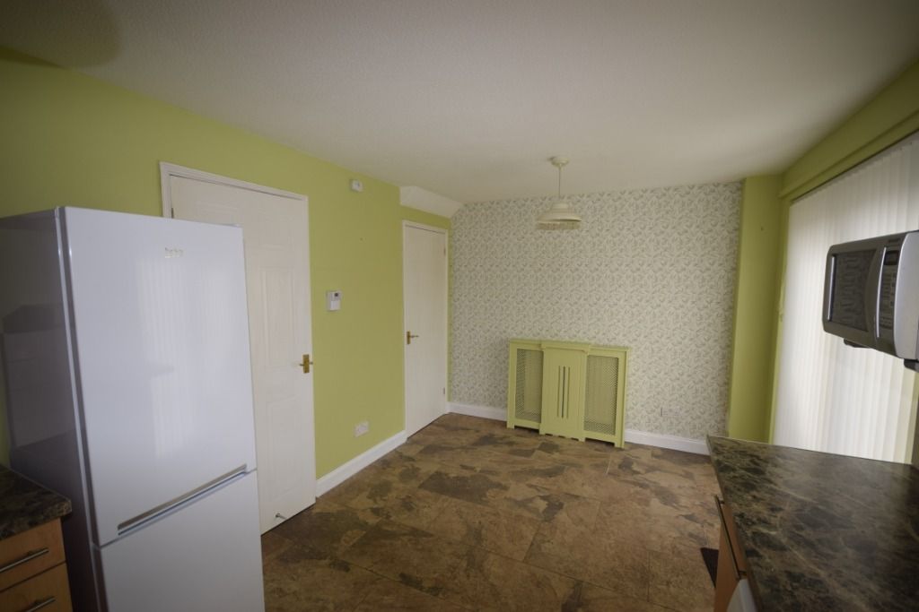 Additional image 4 of 3 bed semi-detached house to rentKersehill Crescent, Falkirk, Stirlingshire FK2
