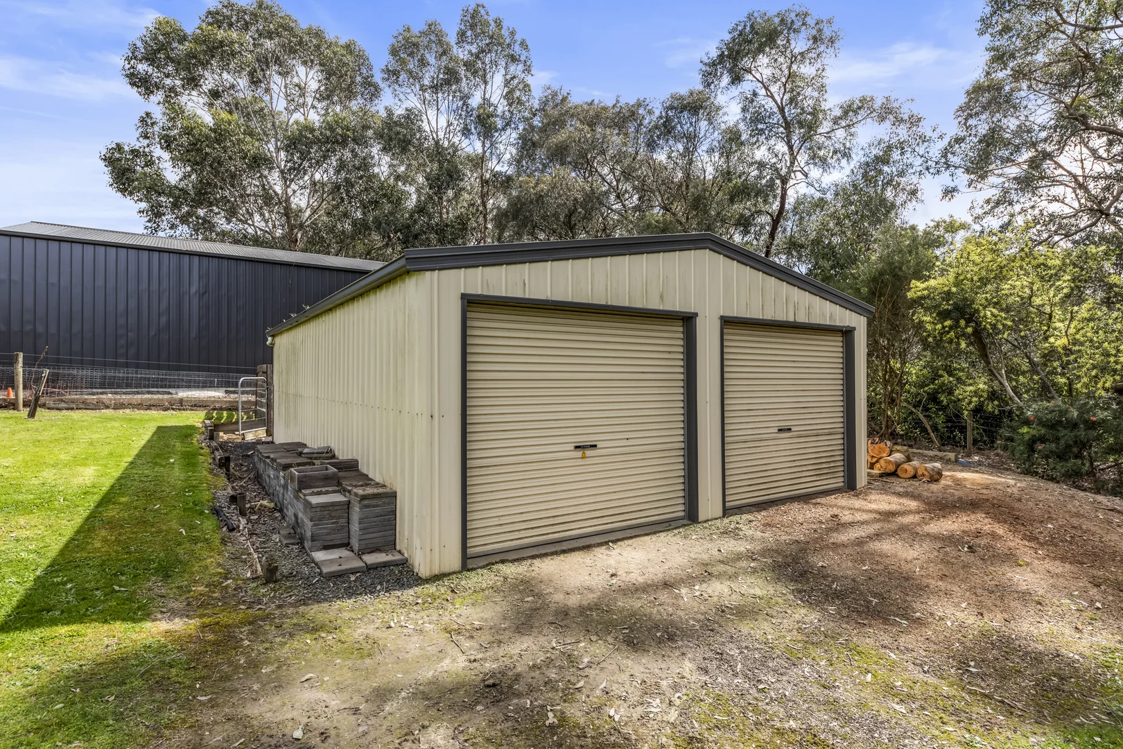 Additional image 27 of 4 Hague Court, Drouin VIC 3818