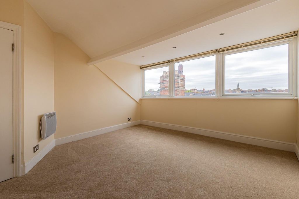 Additional image 6 of 2 bed flat to rentWindsor Road, Penarth CF64