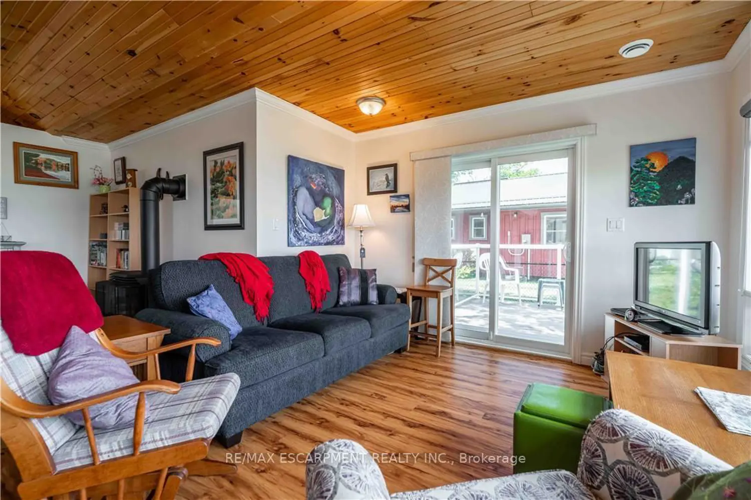 Additional image 5 of 2399 Lakeshore Road