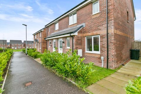 Trench Drive, Darnley G53