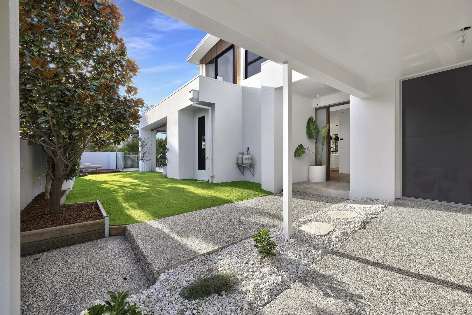 Additional image 18 of 1/12 Sheridan Park Avenue, Broadbeach Waters QLD 4218