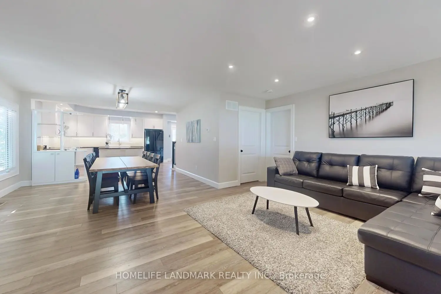 Additional image 3 of 208 Lakeshore Drive