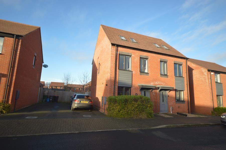 3 bed semi-detached house to rentWhitehead Grove, Telford TF3